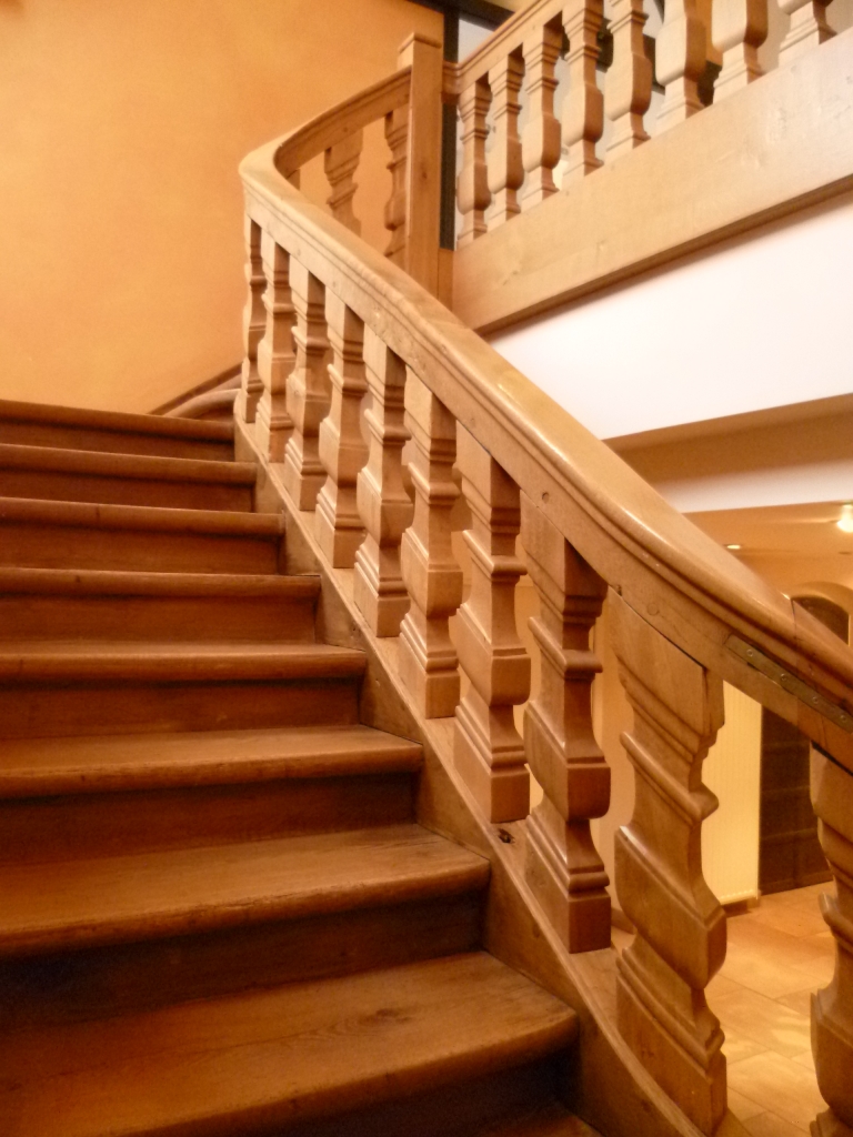 Escalier bois massif traditionnel